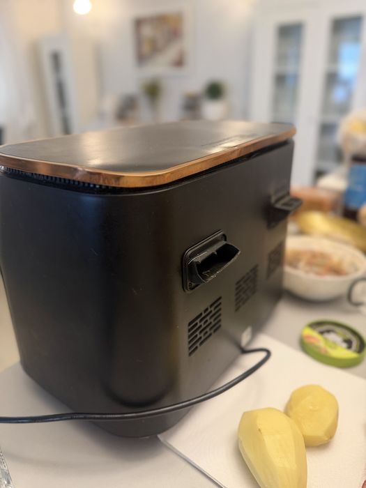 Vand Air Fryer Dual Ninja stare foarte buna