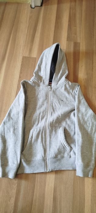 Запазено горните на Tommy Hilfiger