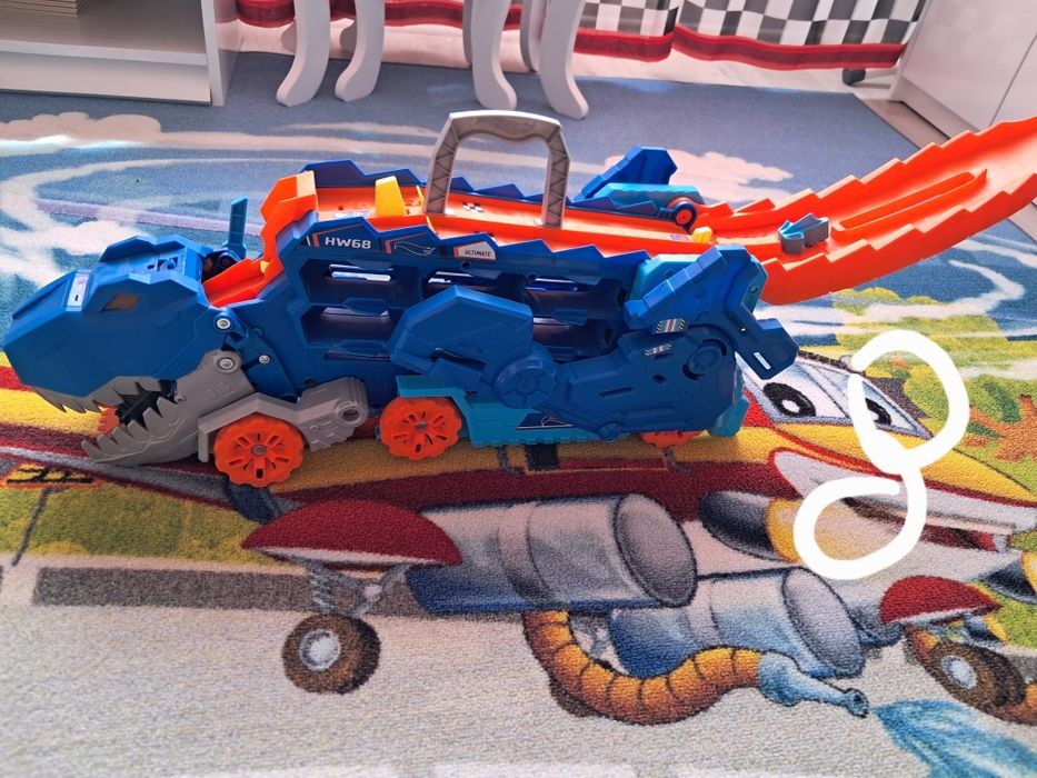 Hot Wheels писти