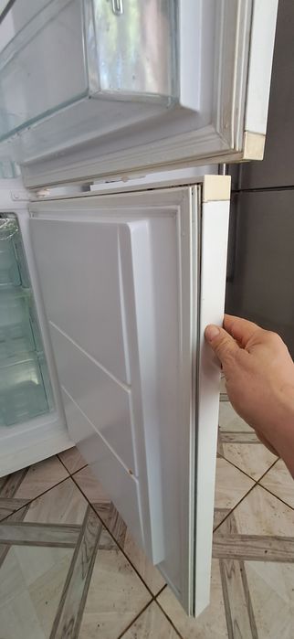 Холодильник 1 м 75 , no Frost