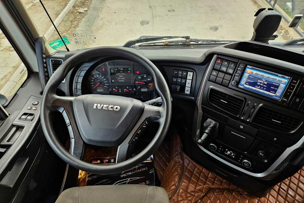 Dezmembrez Iveco Stralis 2018