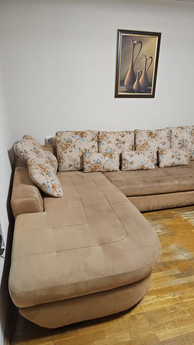 Ъглов диван с лежанка