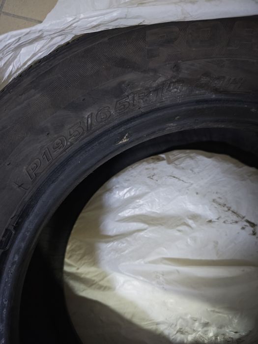 Продам шины 195/65 R15