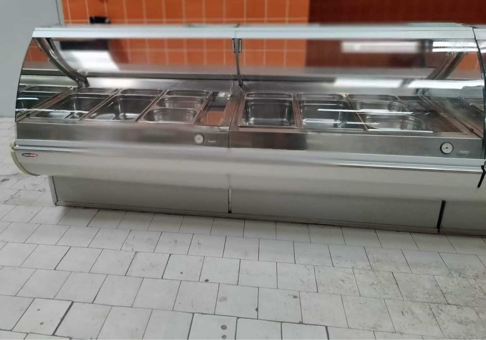 Vitrine profesionale si utilaje carmangerie