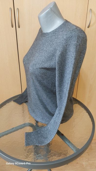 Пуловер BLUE MOTION. 45%кашмир, 55% коприна.размер S
Разпуловер BLUE M