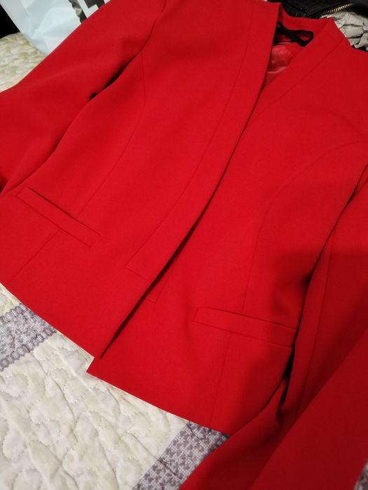 Haine diverse - blugi, bluze, geci, pulovere