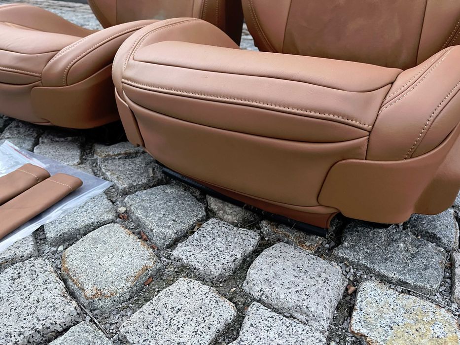 Седалки от ферари Ф12 / Ferrari F12 seats