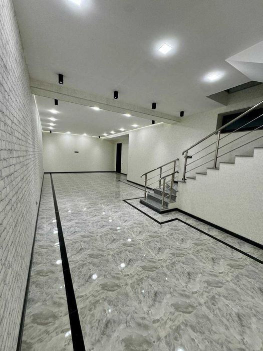 ПРОДАЁТСЯ офисное здание в Яккасарае