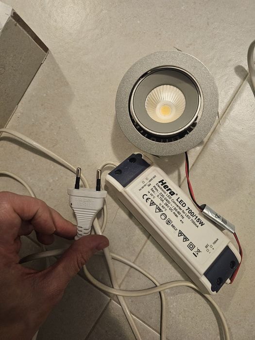 Spoturi led cu adaptor