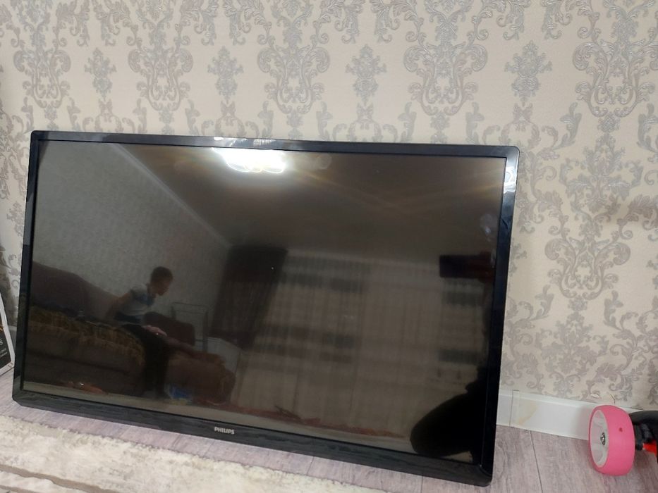 Продам телевизор