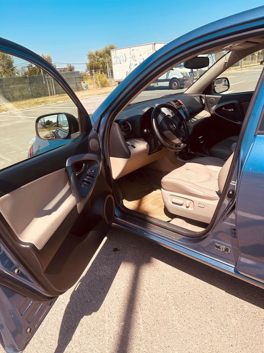 Toyota rav 4, motorina