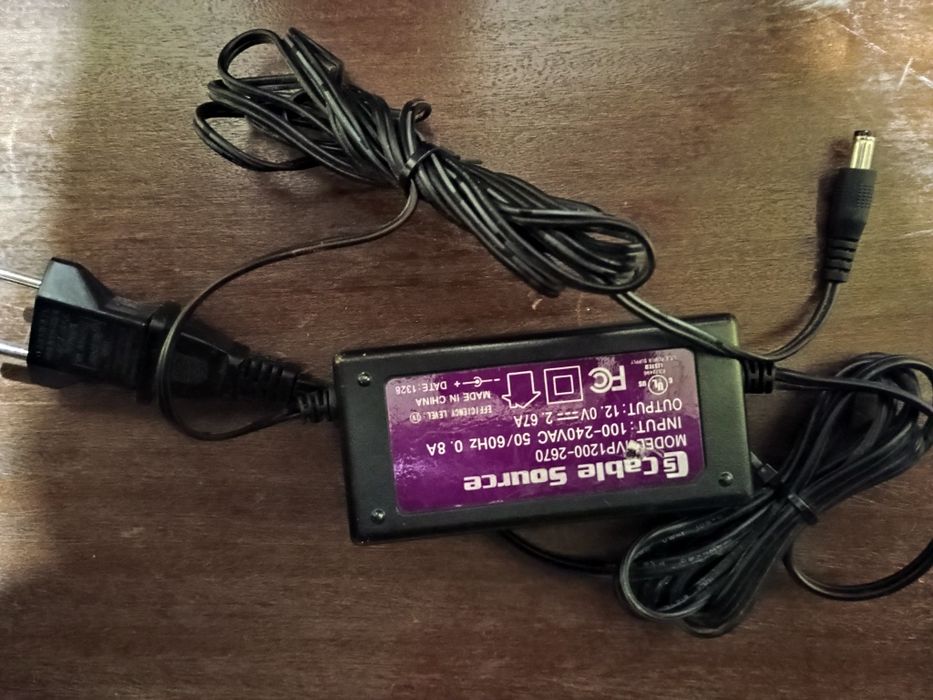 19"  led телевизор 220/12 V