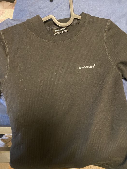 2 pantaloni si o bluza termo marimea 134-140