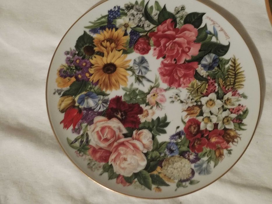 Антики в много добро състояние.