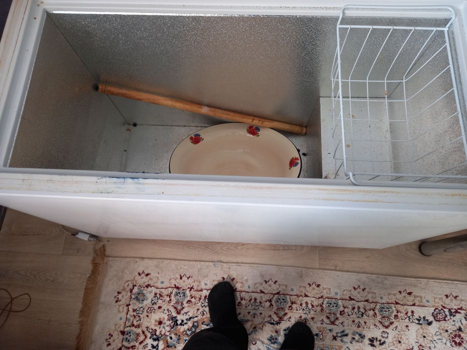 Продам морозилник Бирюса