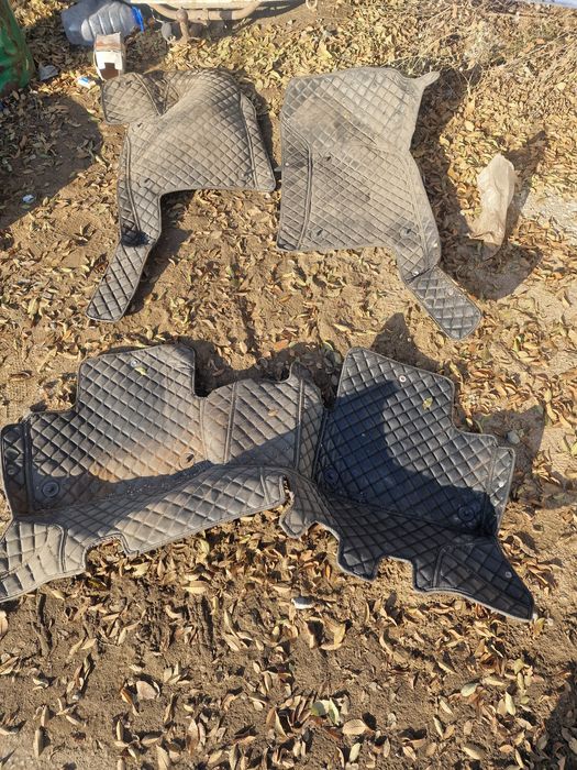 Срочно продам фары на приору седан