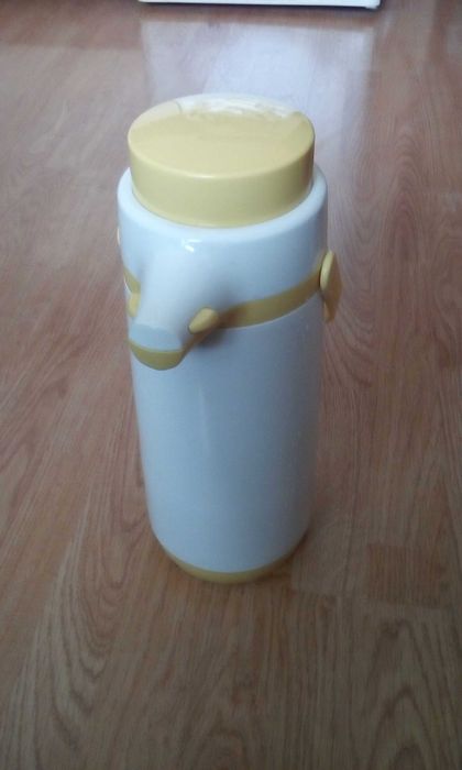 Термос с помпа Tescoma Family