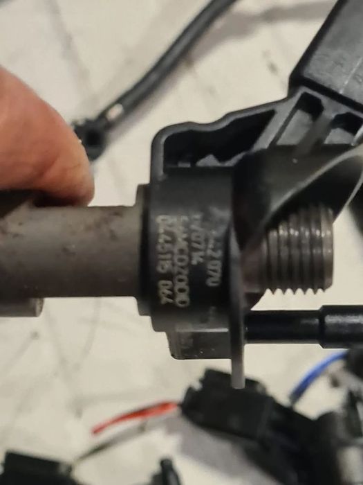 Injector/injectoare Mercedes R-Class w251/ML w164 motor 3.0cdi,euro 4