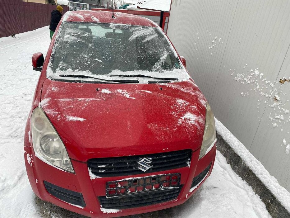 Dezmembrez Suzuki Splash Benzina