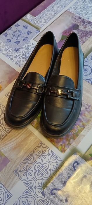 Лоферы женские раз. 40