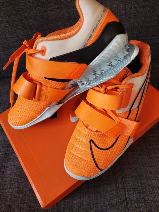 Щангети Nike чисто нови