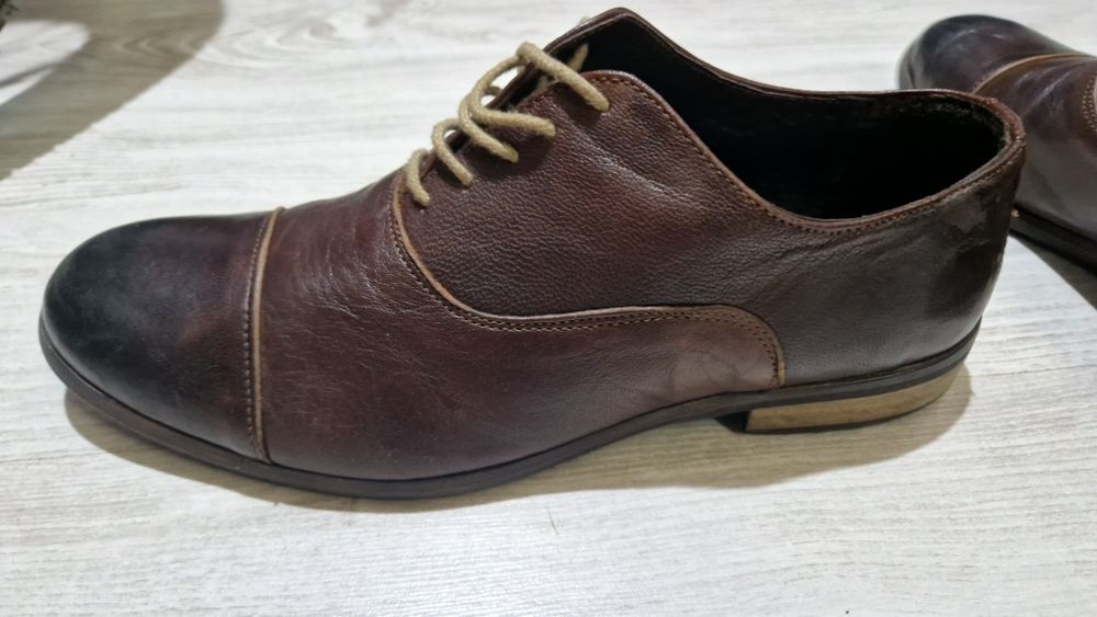 Vând pantofi piele Gianni Russo