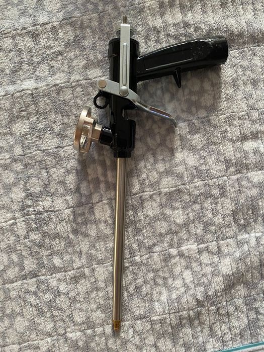 Продам монтажную пену