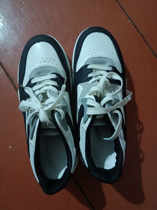 кроссовки 40 размер