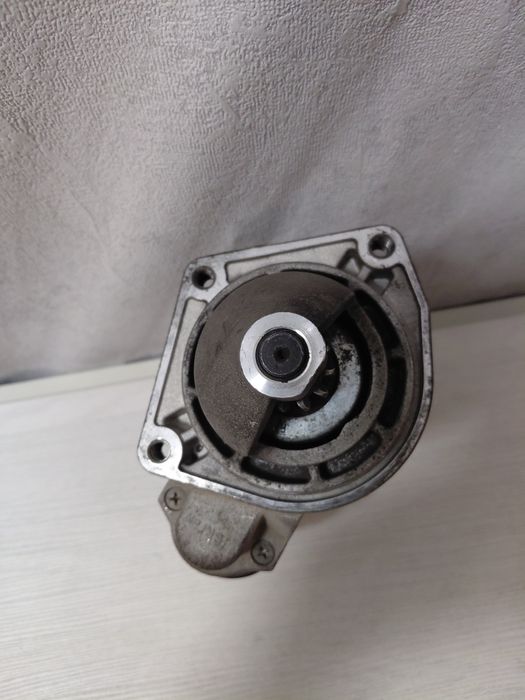 Запчасти на Ниву  ! Недорого !