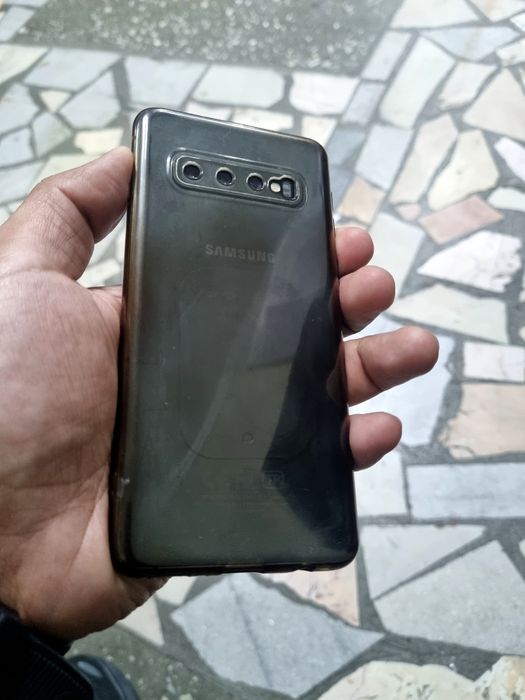 Продается Samsung S10 Vetnam