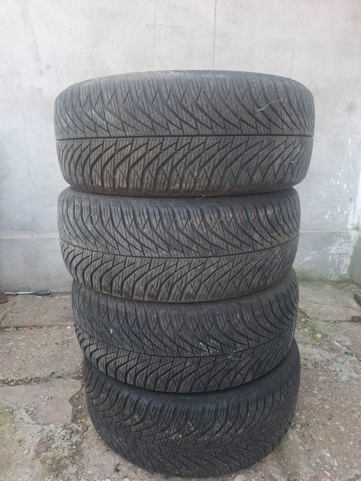 Vând Anvelope All Season 205/55/16  Fulda + capace Opel astra H originale