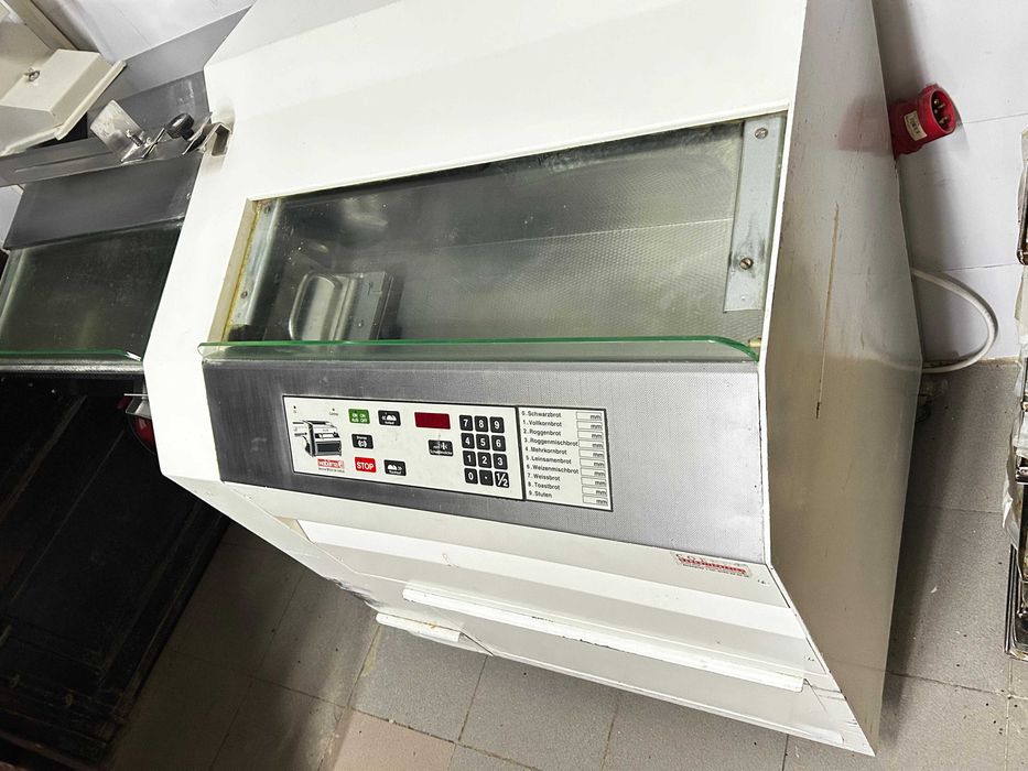 Masina de feliat paine automata WABAMA Circumat - cu disc