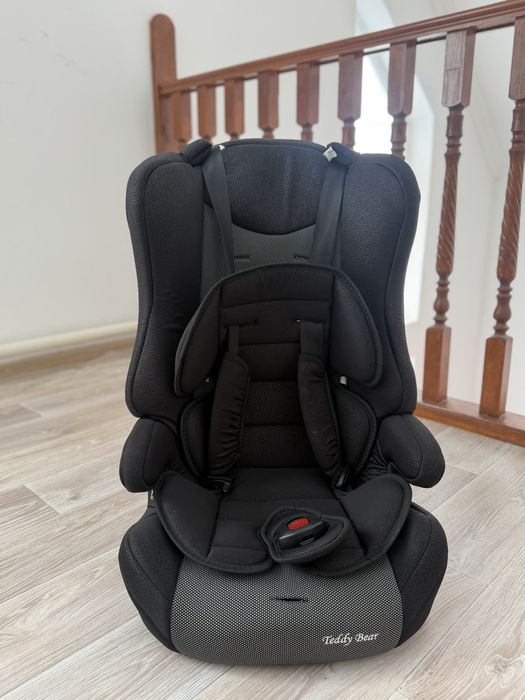 Автокресло почти новый