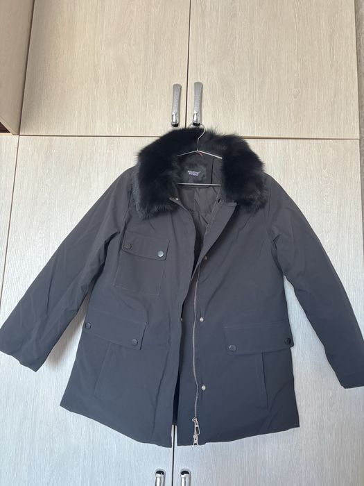 Куртка демисезон хорошего качества.