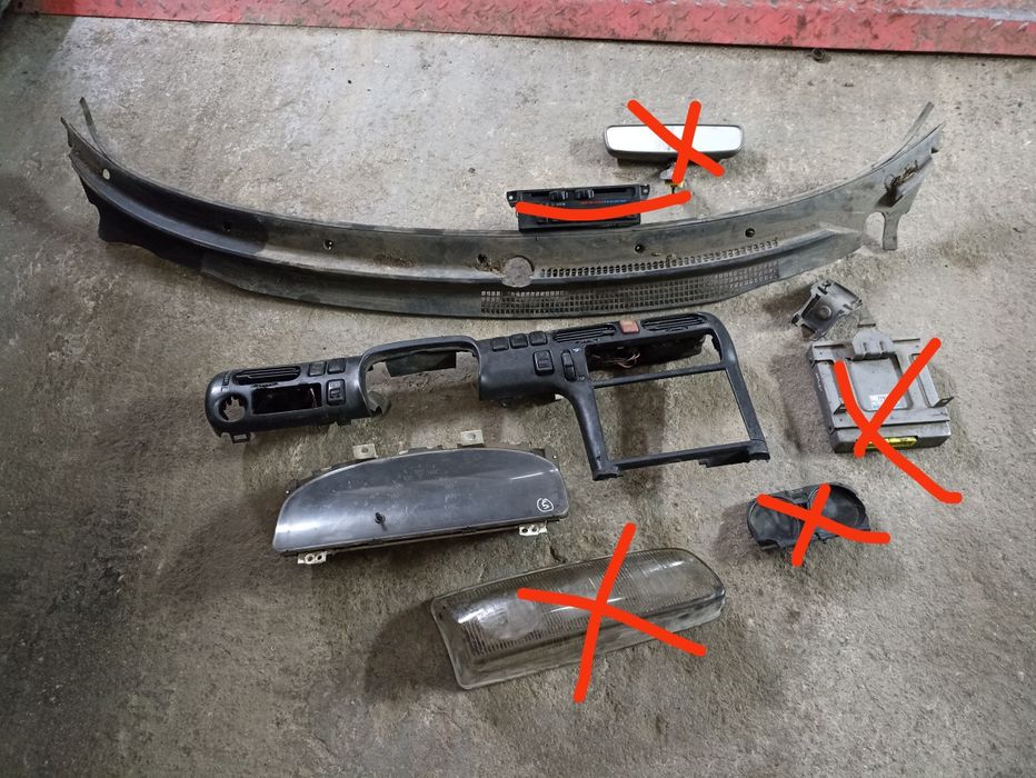 Продам запчасти на Мазду Кронос