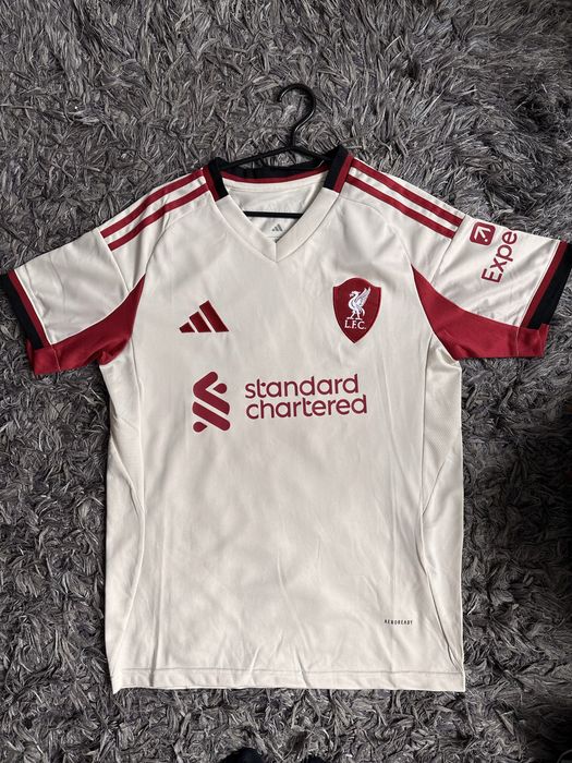 Liverpool deplasare