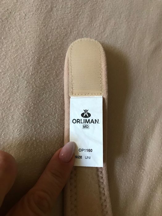 колан за прибиране на пъпчето на бебе