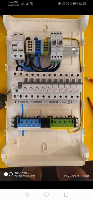 Servicii instalații electrice