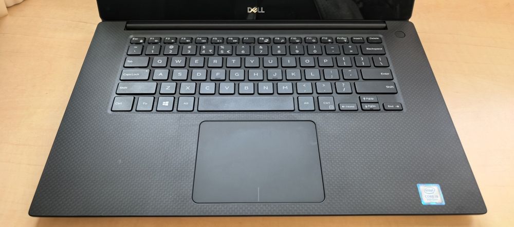 Dell Precision 5540_i9 9880H_32GB DDR4_Quadro T2000_512GB_Touch 4K_NOU