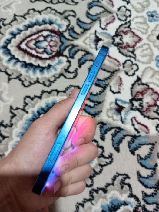 Iphone 12  72 yomkist hamma joyi radnoy hz olgan odama 2.7 mln atip br