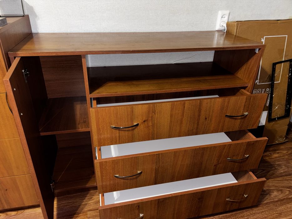 Продам тумбу 120*50