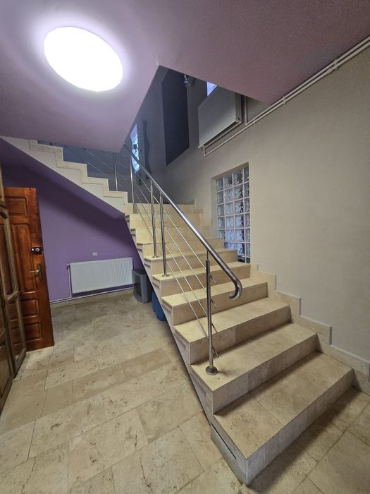 Casa  mobilata de vanzare