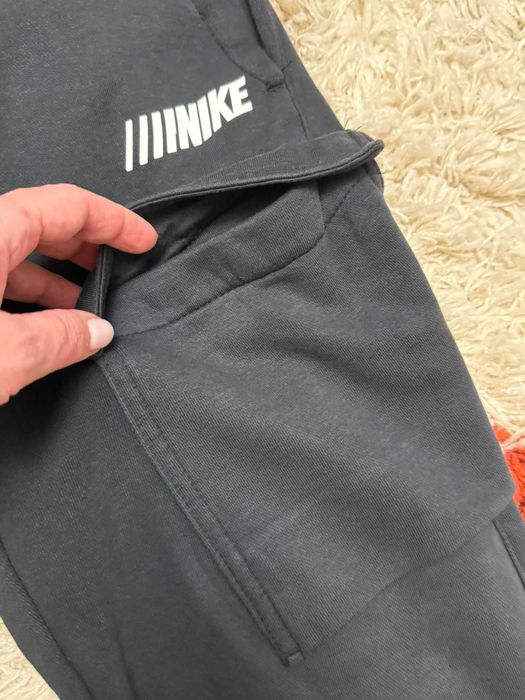 Pantalon Nike originali