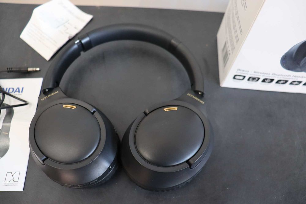 Hyundai Electronics – слушалки Bravo с активно шумопотискане, безжични