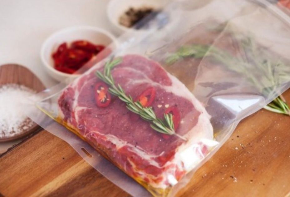 Вакуумный упаковщик