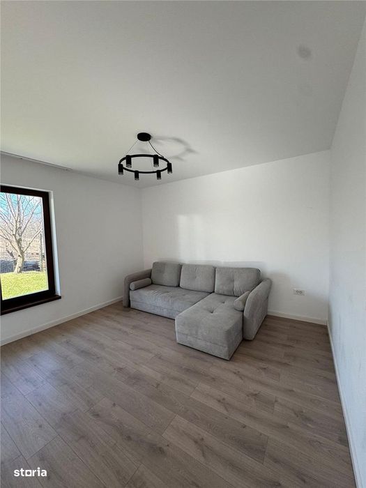 Casa moderna si spatioasa cu 4 camere si curte - zona Horpaz - 890EUR