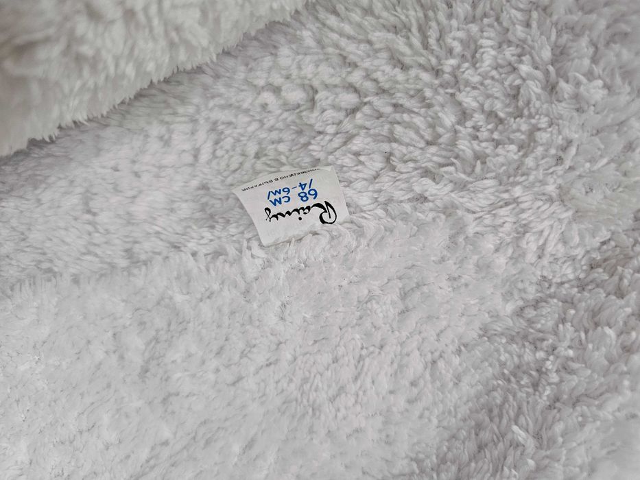 Космонавт на Rainy и HM