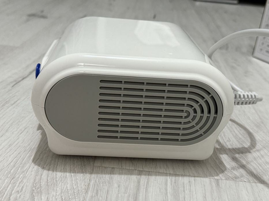 Ингалятор  Omron NE-c28 Plus