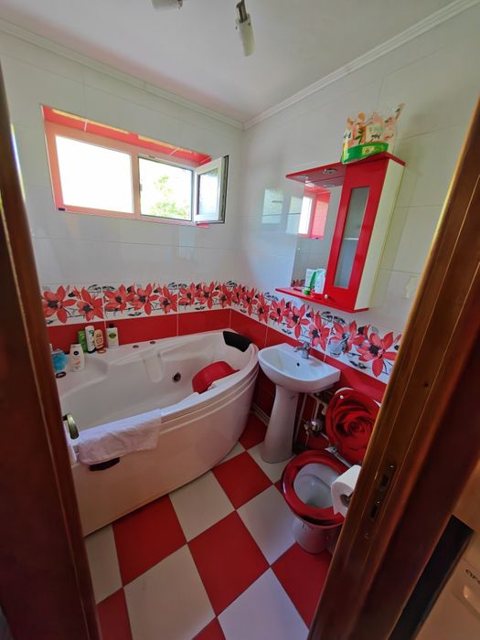 De inchiriat apartament zona autogara