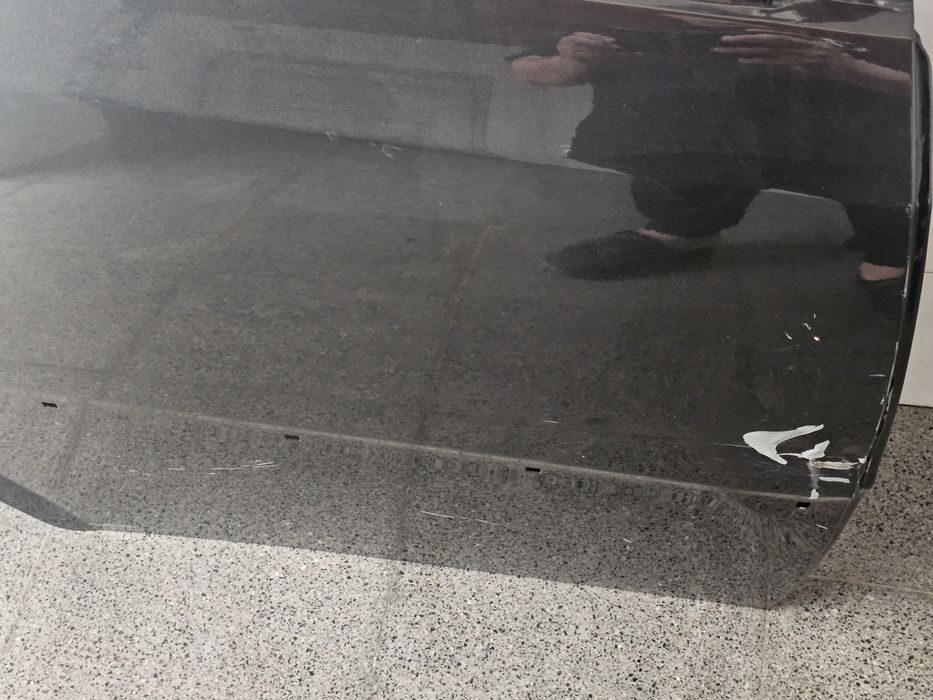 Продам правую заднюю дверь Gentra GK2